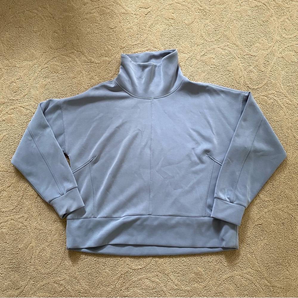 Danskin Women’s Light Blue High Neck Pullover Sweatshirt Size XL Stretch Comfy